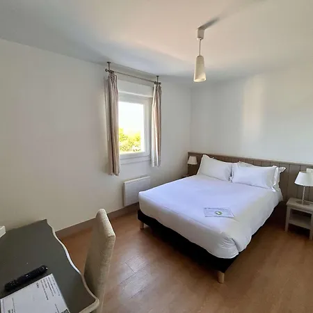 Hotel Brit Perros