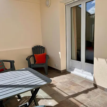 Brit Lannion-perros Guirec 2* Lannion
