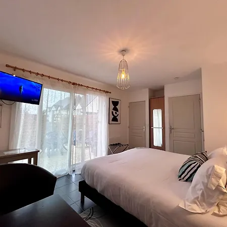 Brit Lannion-perros Guirec Hotel 2*